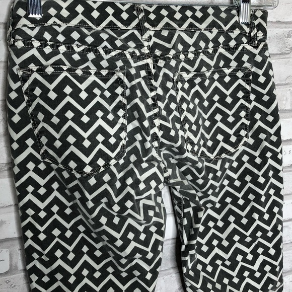 Gap 1969 geometric gray and white jeans, size 26 - Picture 4 of 8